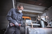 518-972 - DGE 25 18-EC Smerigliatrice diritta a batteria